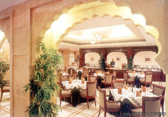 Taj Gorbandh Palace, Jaisalmer Restoran fotoğraf