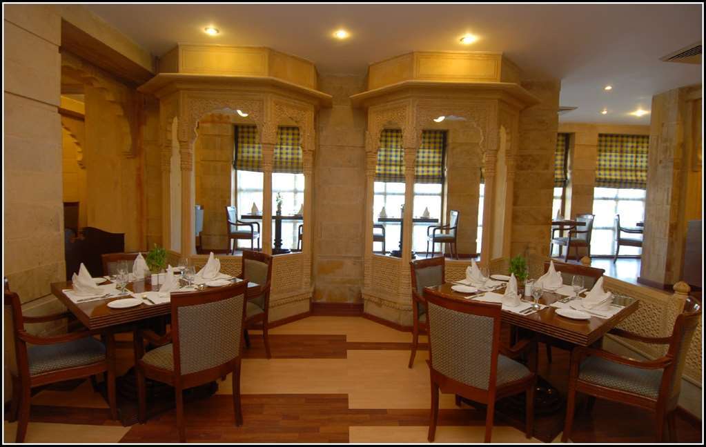 Taj Gorbandh Palace, Jaisalmer Restoran fotoğraf